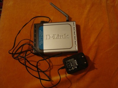 WIRELESS D - LINK 2,4 GHz ; AIR PLUS G ; 12 porturi foto