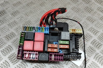 Modul panou de siguranțe MERCEDES-BENZ C T-Model S205 2014 OEM: A2059068501 28589070 foto