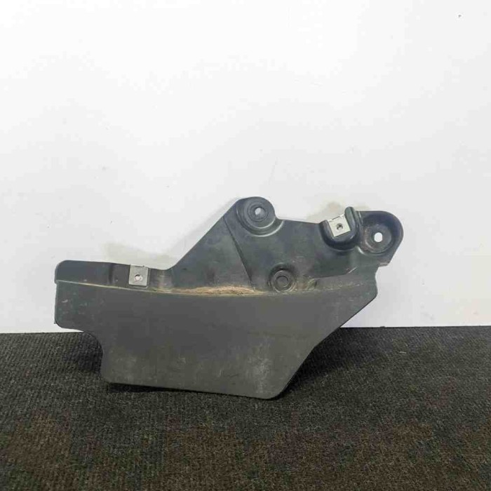 Aparatoare noroi dreapta spate AUDI Q7 4M 2015 OEM: 4M0854816E