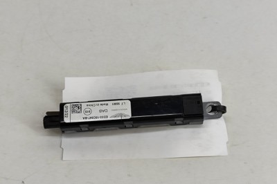Amplificator de antena ASTON MARTIN DB11 2022 OEM: ED33-18C847-BA 25939281 foto