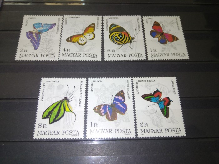 TIMBRE UNGARIA FLUTURI 1984