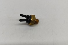 Supapa de vacuum VW GOLF II 19E, 1G1 1990 OEM: 058131851A 24400659