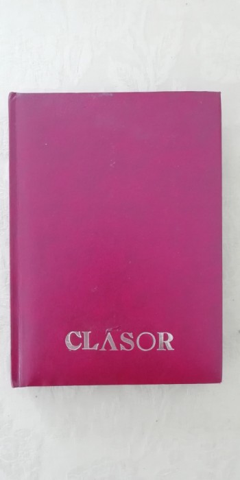 A15 7 - Clasor foarte vechi - contine in jur de 271 timbre straine obliterate