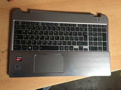 Palmrest cu tastatura Toshiba satellite M50D, M50 - A - { A151} foto