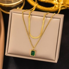 Lant din Inox Placat cu Aur &ndash; Colier Elegant cu Pandantiv Patrat si Piatra