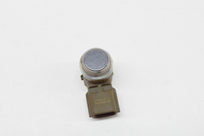 Senzor de parcare spate NISSAN LEAF ZE1 2018 OEM: 28438-5SA0B,E108046 20662202