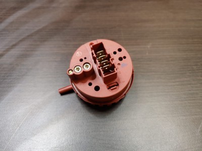 presostat masina de spalat Siemens WXL140C/01 / C52 foto