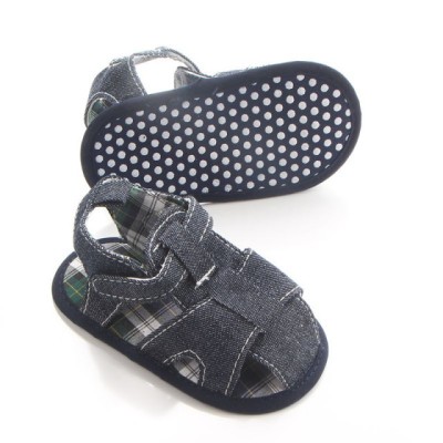 Sandalute din blugi pentru baietei (Marime Disponibila: 3-6 luni (Marimea 18 foto