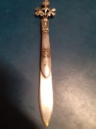 Cutit si clips argintat