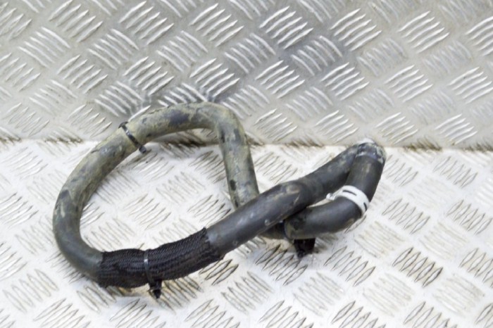 Furtun de lichid de răcire TESLA MODEL S 2017 OEM: 1058614-00-C 11753316