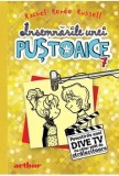 Cumpara ieftin Insemnarile unei pustoaice. Povestirile unei dive TV nu chiar atat de stralucitoare. Volumul 7/Rachel Renee Russell