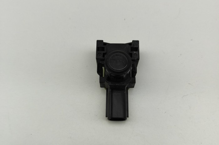 Senzor de parcare față MAZDA CX-5 KF 2022 OEM: GMK6-67UC1 30762455