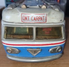 Se vinde jucarie tabla, autobus ONT Carpati Metaloglobus București. foto