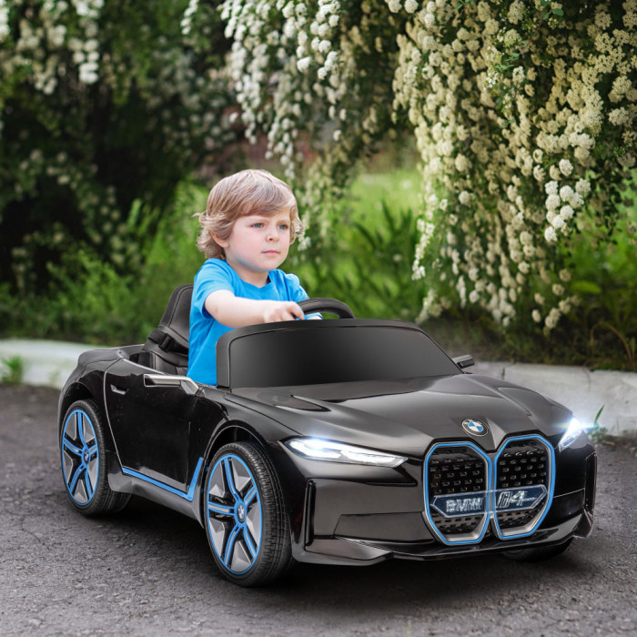 Mașină electrică HOMCOM pentru copii cu v&acirc;rsta &icirc;ntre 3-8 ani cu licență BMW cu telecomandă, claxon și faruri, din PP și metal, 115x67x45 cm, de culori