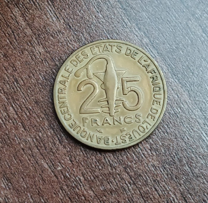 C50 - Moneda foarte veche - Africa de Vest - 25 franci - 1997