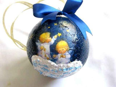 Glob cu ingeri de copii cu parul balai, decoratiune glob brad 29871 foto