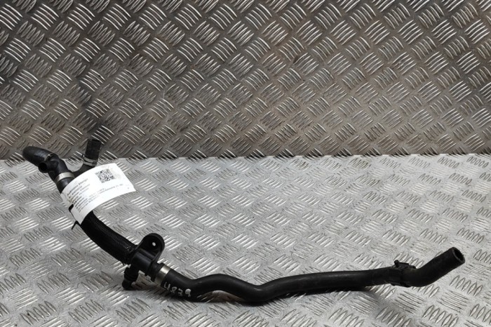 Furtun de lichid de răcire VOLVO XC90 II 2022 OEM: 32138839 28259212