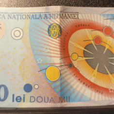 Bancnota 2000 lei cu Eclipsa Totala de soare din 1999