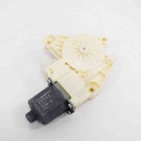 Motor macara geam ușă st&acirc;nga față MERCEDES-BENZ GLA X156 2017 OEM: A2469065100 2721017