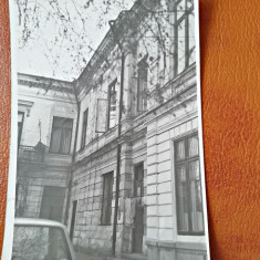 Fotografie bloc de locuinte din Bucuresti, perioada comunista