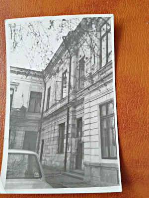 Fotografie bloc de locuinte din Bucuresti, perioada comunista foto