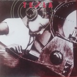Tesla &ndash; The Great Radio Controversy, LP, UK &amp; Europe, 1989, stare excelenta (VG+)