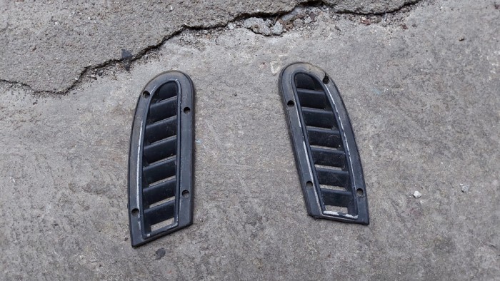 Grile bară față Kia Cerato