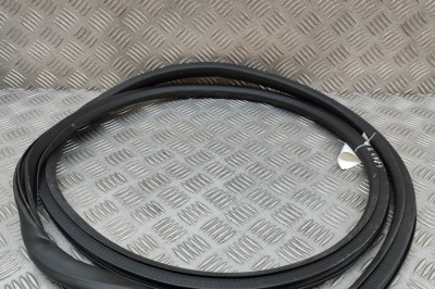 Garnitura ușă dreapta spate OPEL Crossland X P17 2022 OEM: 13170855 | 28090565 foto
