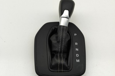 Nuca schimbător de viteze FORD PUMA J2K, CF7 2022 OEM: M1TP-7K004 | 31865687 foto