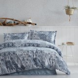 Cumpara ieftin Lenjerie pat dublu,bumbac ranforce,4 piese,albastru denim cu forme geometrice,Pava-A1307