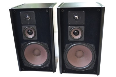 Boxe Mb Quart model 390 foto