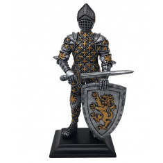 Statueta Cavaler Medieval cu Scut si Sabie 22 cm