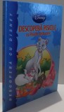 DESCOPERA PISICILE CU PISICILE ARISTOCRATE , ILUSTRATII de MARIO CORTES , 2011