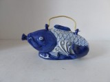 Ceainic de portelan in forma de peste Koi Fish, chinezesc / Made in China, vintage, anii 70-80