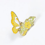 Brosa martisor fluture cu aripi galbene