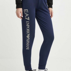 EA7 Emporio Armani pantaloni de trening culoarea albastru marin, cu imprimeu