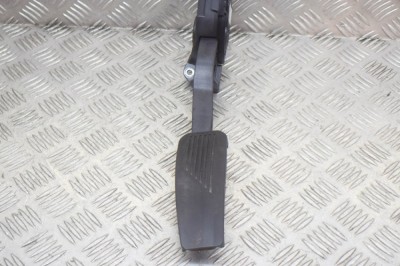 Pedala de accelerație MASERATI QUATTROPORTE VI 2014 OEM: 6PV933966-27,04861715AD 12215620 foto