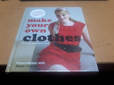 Marie Clayton, Make your own clothes Fa-ti singura hainele New York 2008 007 foto