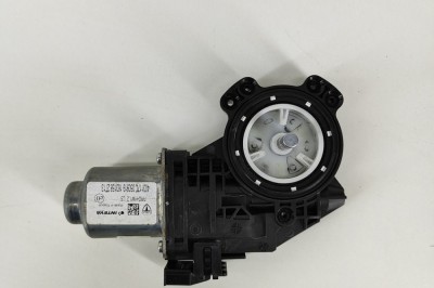 Motor macara geam ușă dreapta spate TESLA MODEL 3 2019 OEM: 430106F0 21629207 foto