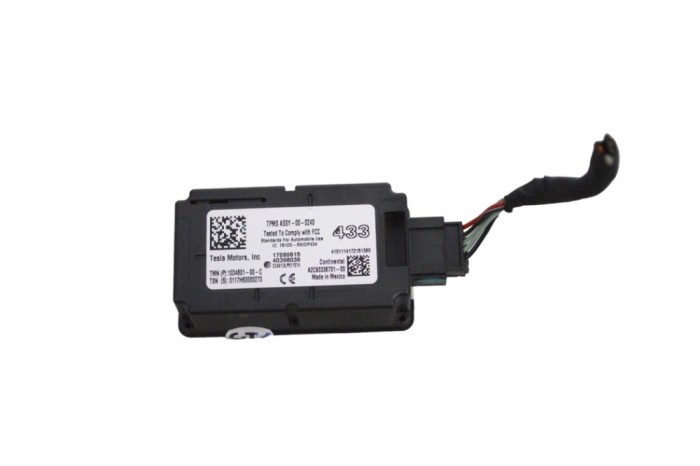 Modul de control presiune anvelope TESLA MODEL S 2016 OEM: 1034601-00-C 23199005