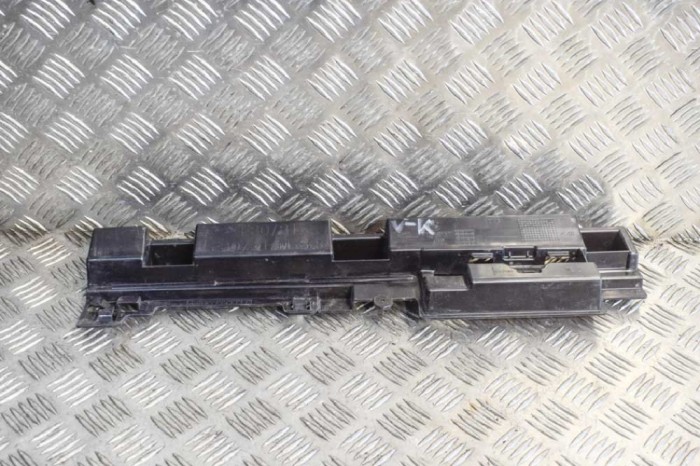 Suport prag lateral BMW 3 F30, F80 2015 OEM: 7256917 11372673