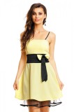 Rochie Galbena Scurta Eleganta cu Bretele Subtiri si Funda in Talie, Voal la Baza. Marimi M, M/L