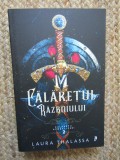 Calaretul Razboiului. Seria Calaretii Apocalipsei Vol.2 - Laura Thalassa
