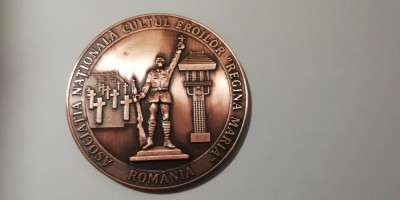 QW1 94 - Medalie - tematica militara - Cultul eroilor Regina Maria - 1919 - 2019 foto