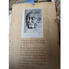 Doua fotografii aplicate fata/verso pe un carton cu explicatii legate de mostenirea culturala a sculptorului I. H. Sarghie.