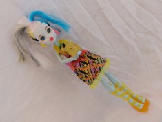 Papusa Monster High Frankie Stein,high voltage, cu tunete foto