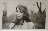 ACTRITA DIANA GHEORGHIAN , FOTOGRAFIE IN PARCUL HERASTRAU , ANII &#039;80