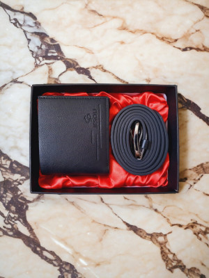 Set portofel și curea model roșu foto