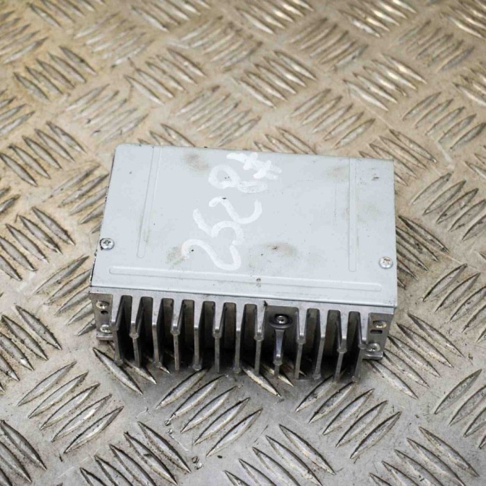 Amplificator de sunet TOYOTA PRIUS _W3_ 2013 OEM: 86100-47100,146001-2370B101