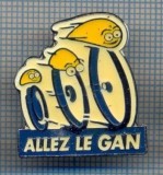 AX 453 INSIGNA SPORTIVA - CICLISM - ,,ALLEZ LE GAN&quot; -FRANTA